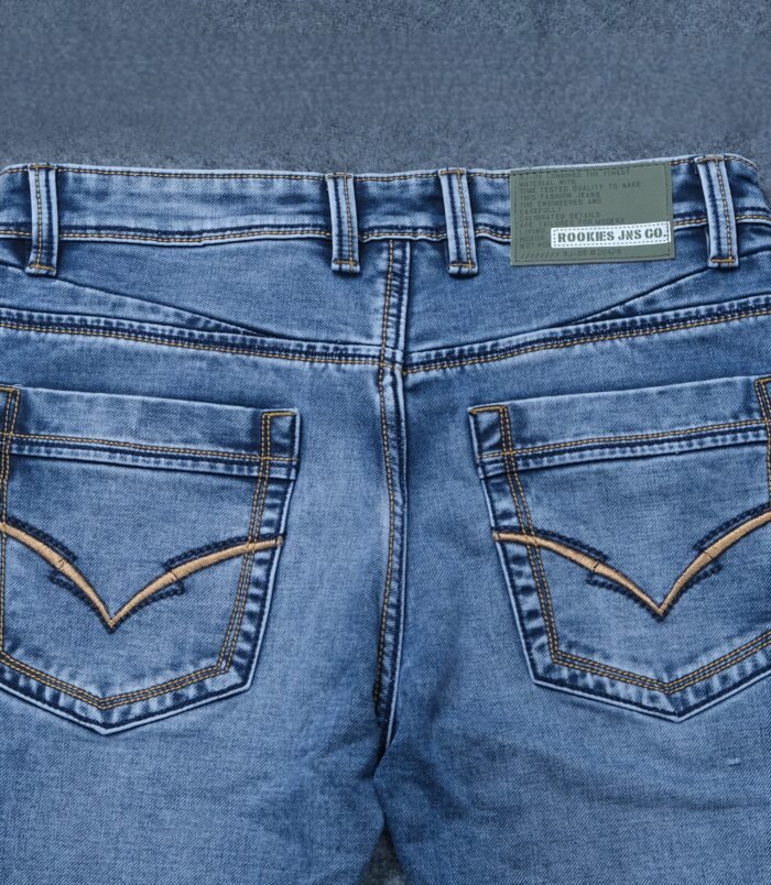 8 8